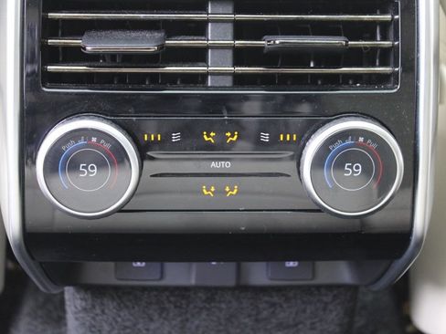 Used 2023 Land Rover Range Rover SE AWD/4WD image 44