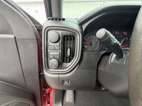 Certified 2021 Chevrolet Silverado 1500 Custom AWD/4WD image 16