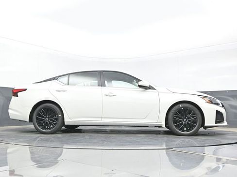 New 2026 Nissan Altima 2.5 SV w/ SV Special Edition Package FWD image 25