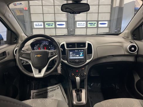Used 2017 Chevrolet Sonic LS image 27
