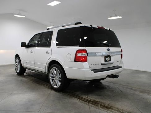 Used 2017 Ford Expedition Platinum image 7