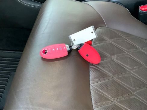 Used 2022 Nissan Armada Platinum w/ Captain's Chairs Package image 14