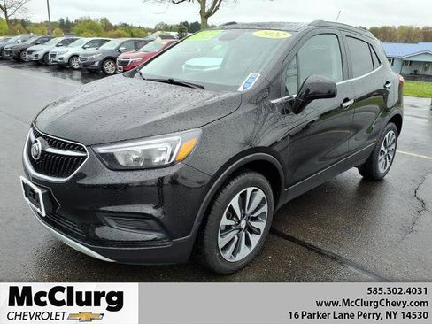 Used 2022 Buick Encore Preferred w/ Safety Package AWD/4WD image 1
