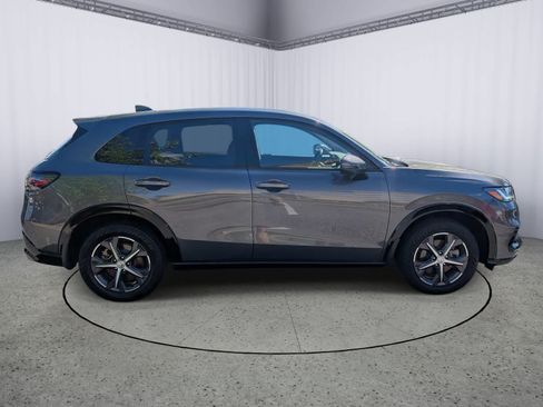 Certified 2023 Honda HR-V EX-L image 2