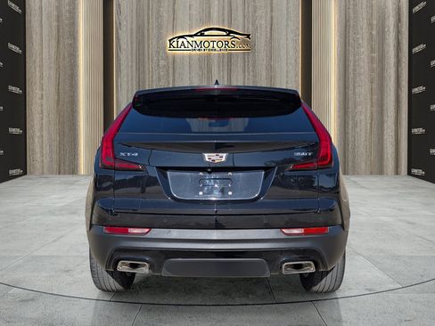 Used 2023 Cadillac XT4 Luxury w/ Cold Weather Package image 6