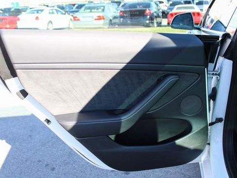 Used 2023 Tesla Model 3 Long Range image 31