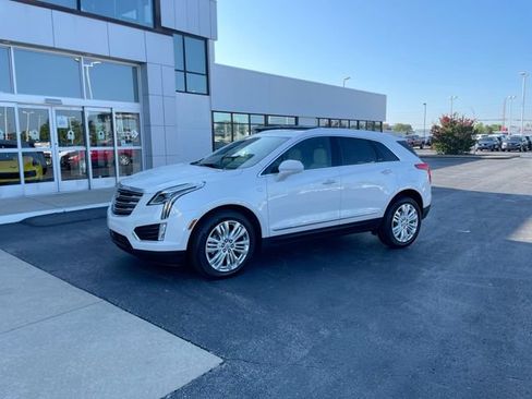 Certified 2018 Cadillac XT5 Premium Luxury FWD image 2