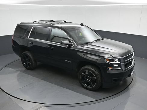 Used 2017 Chevrolet Tahoe LT w/ LT Midnight Edition AWD/4WD image 64