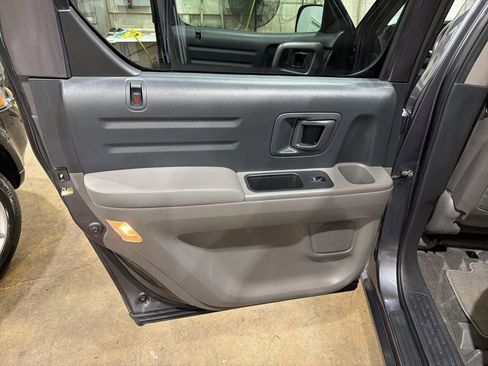 Used 2014 Honda Ridgeline RTL image 10