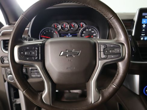 Used 2021 Chevrolet Tahoe Z71 w/ Z71 Signature Package image 3