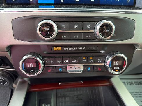 Used 2022 Ford F250 King Ranch w/ King Ranch Ultimate Package image 25