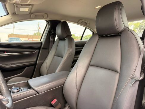 Used 2020 MAZDA MAZDA3 AWD Sedan w/ Select Package image 12