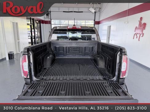 Used 2019 GMC Canyon SLE RWD image 6