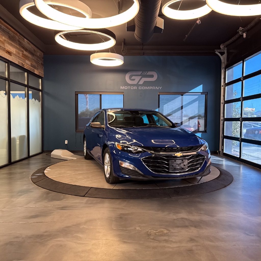 Used 2023 Chevrolet Malibu LS w/ LPO, Floor Liner Package FWD image 1
