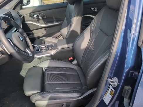 Used 2024 BMW 330i Sedan image 9