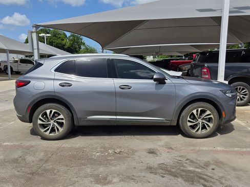 Used 2022 Buick Envision Essence w/ Technology Package I FWD image 9