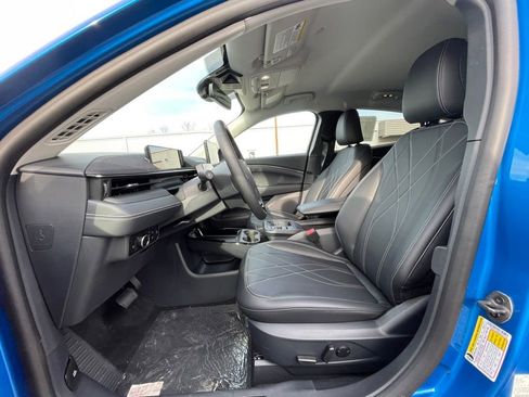 Used 2025 Ford Mustang Mach-E Select w/ Comfort Package Lite image 18