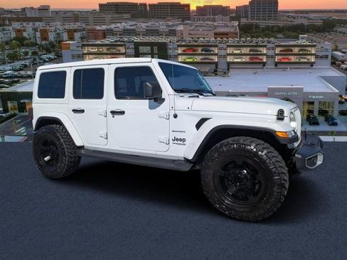 Used 2020 Jeep Wrangler Unlimited Sahara image 1