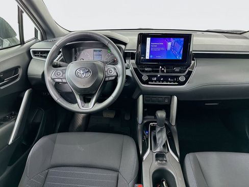 Used 2025 Toyota Corolla Cross AWD Hybrid image 21