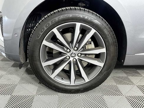 Used 2025 Jaguar F-PACE R-Dynamic S image 30