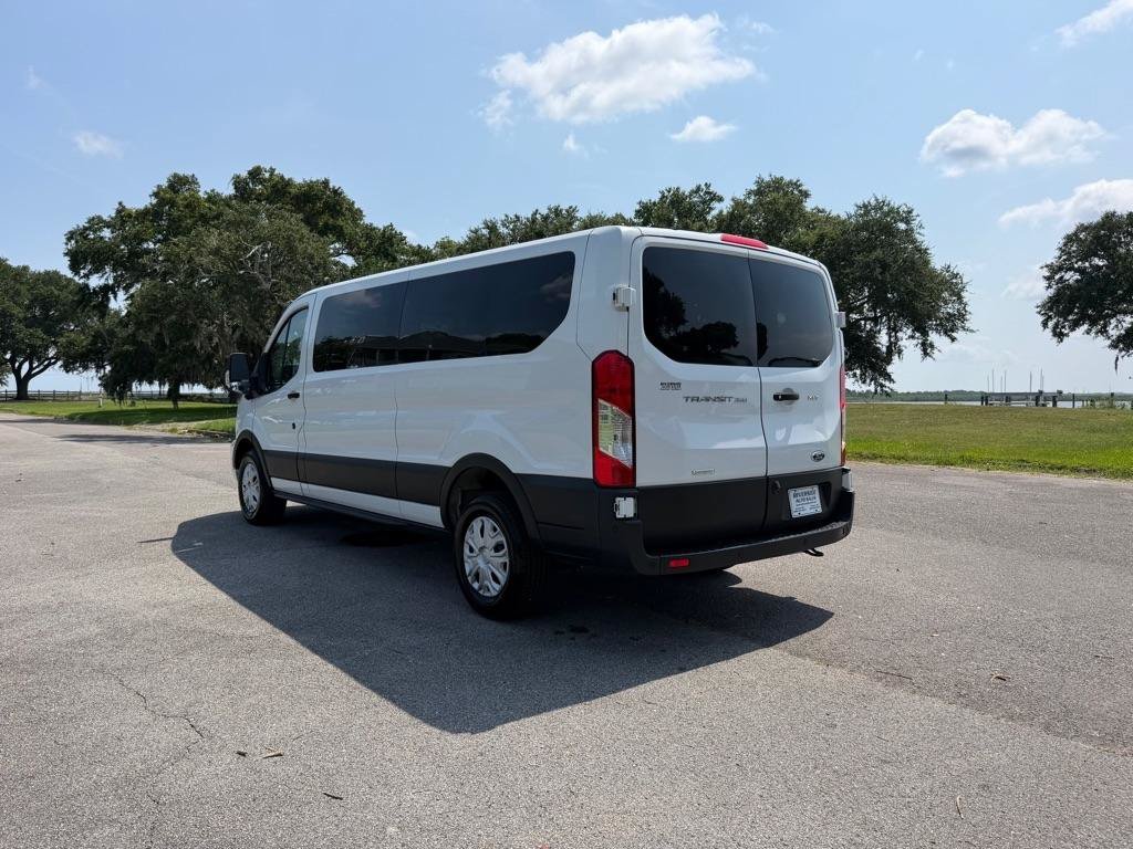 Used 2023 Ford Transit 350 XLT RWD image 3