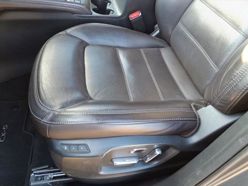 Used 2021 MAZDA CX-5 Signature image 10