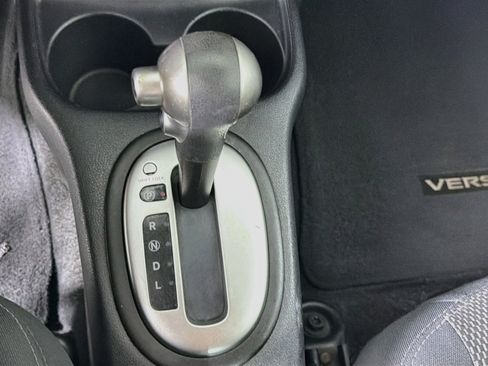Used 2016 Nissan Versa SV FWD image 22
