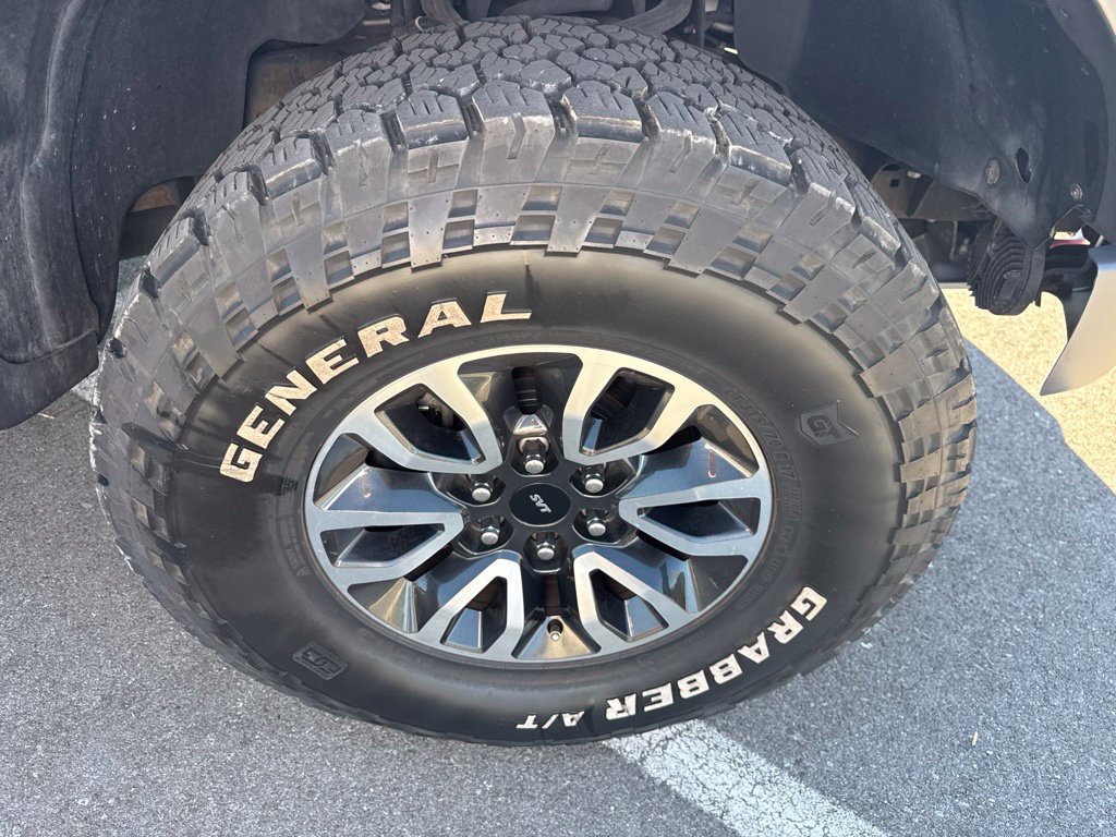 Used 2013 Ford F150 Raptor w/ Exterior Graphics Pkg AWD/4WD image 15