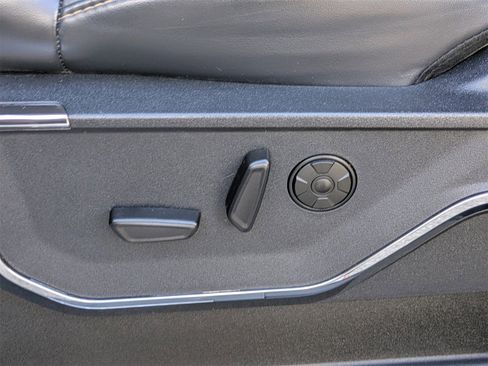 Used 2024 Ford F250 Platinum image 21