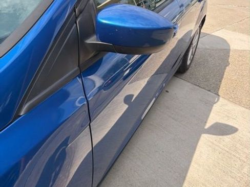 Used 2018 Ford Focus SE image 3