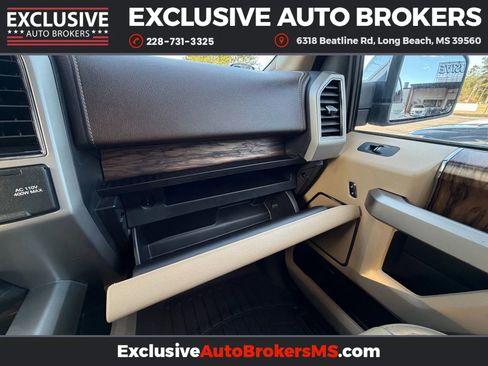 Used 2019 Ford F150 Lariat image 27