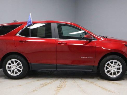 Used 2024 Chevrolet Equinox LT image 10