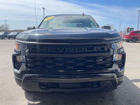 Used 2024 Chevrolet Silverado 1500 Custom AWD/4WD image 2