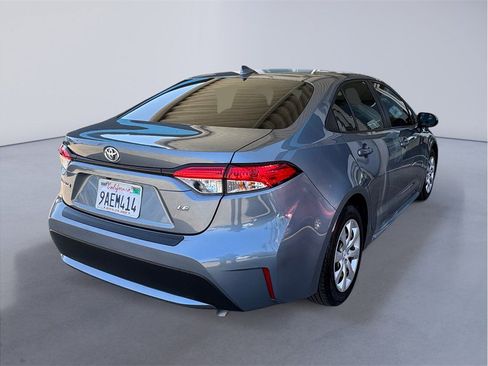 Used 2022 Toyota Corolla LE w/ Carpet Mat Package (TMS) FWD image 6