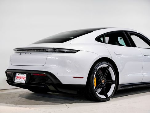 Used 2022 Porsche Taycan Turbo S image 46