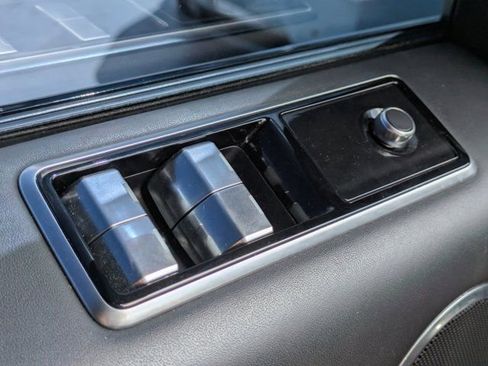 Used 2019 Land Rover Range Rover Sport HSE Dynamic image 20