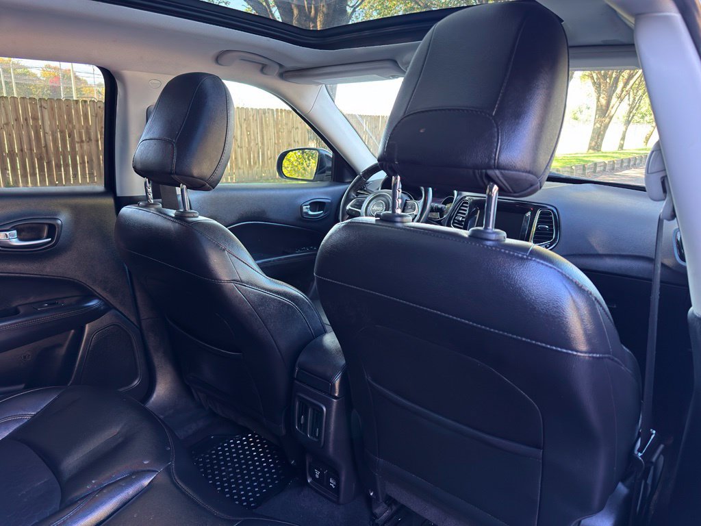 Used 2019 Jeep Compass Latitude AWD/4WD image 26