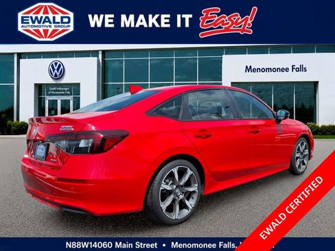 Used 2025 Honda Civic Sport Touring image 7
