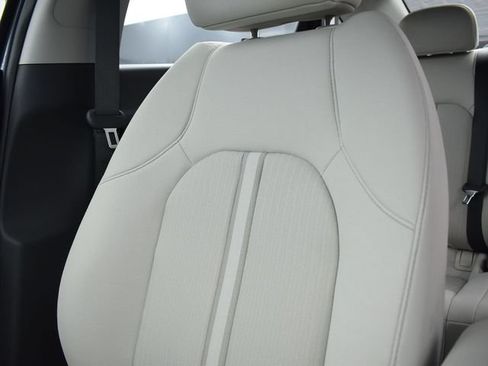 Used 2025 Hyundai Sonata SEL FWD image 11