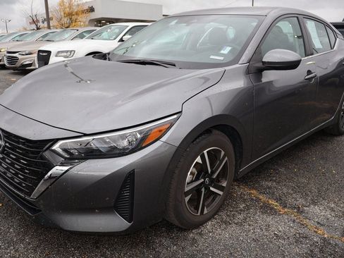 Used 2024 Nissan Sentra SV image 1