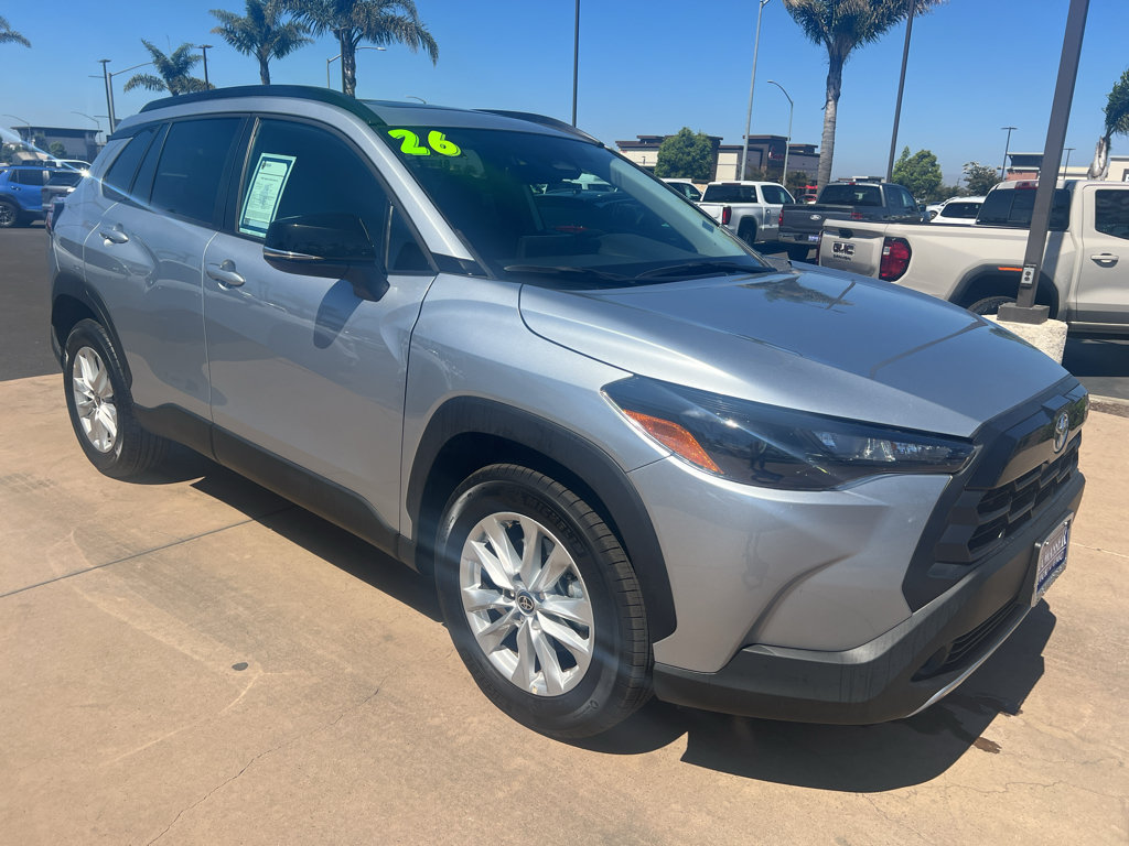 Used 2026 Toyota Corolla Cross LE w/ Moonroof Package FWD image 3