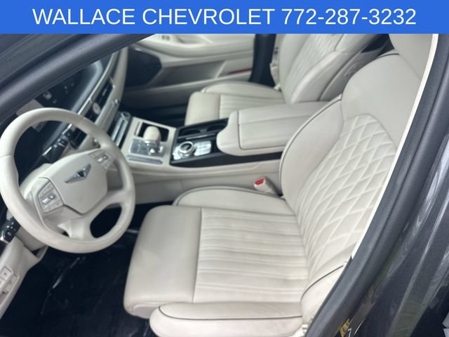 Used 2020 Genesis G90 3.3T Premium RWD image 13