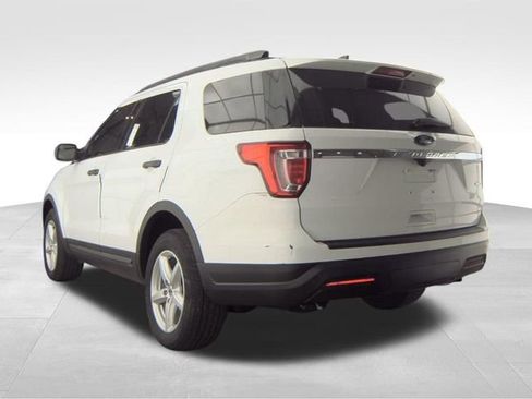 Used 2019 Ford Explorer 4WD w/ Class III Trailer Tow Package image 4