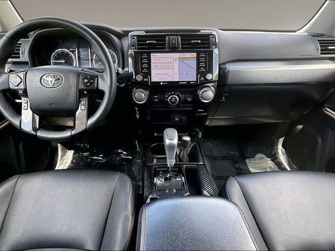 Used 2021 Toyota 4Runner TRD Off-Road Premium w/ Moonroof Package AWD/4WD image 7