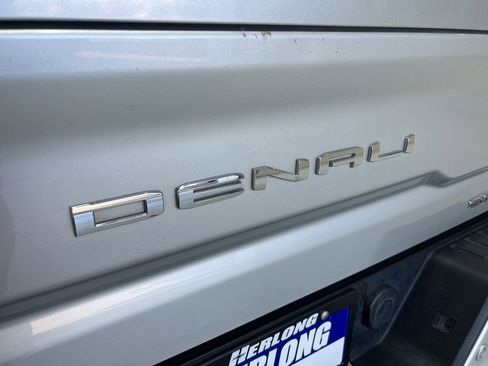 Used 2022 GMC Sierra 2500 Denali image 28