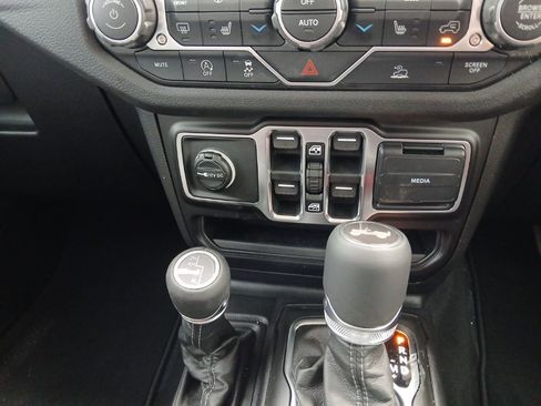 New 2026 Jeep Wrangler Unlimited Sport image 17