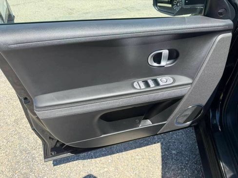 Certified 2023 Hyundai Ioniq 5 SEL w/ Cargo Package AWD/4WD image 17