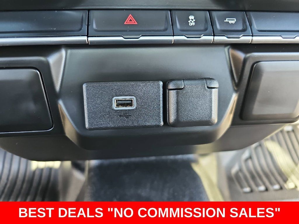 Used 2020 Chevrolet Silverado 1500 W/T RWD image 24