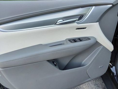 Used 2024 Cadillac XT5 Premium Luxury w/ LPO, Floor Liner Package AWD/4WD image 16