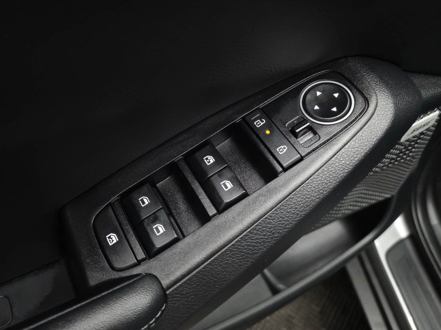 Used 2025 Kia Seltos SX AWD/4WD image 32